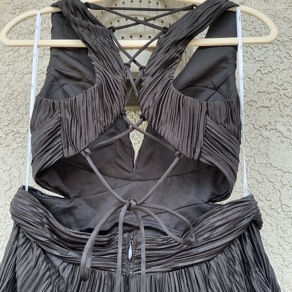 NWT Lulu’s Beauty Icon Black Satin Pleated Tiered Lace-Up Maxi Dress Medium Chic - Picture 9 of 11